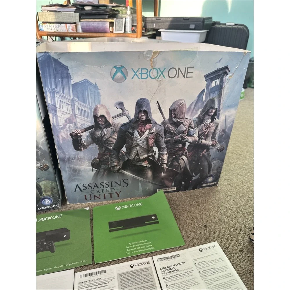 Xbox One Assassin's Creed Unity Console Box Headset &‎ Inserts Only 